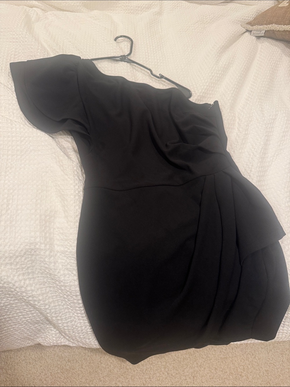 Elegant Black One-Shoulder Cocktail Dress